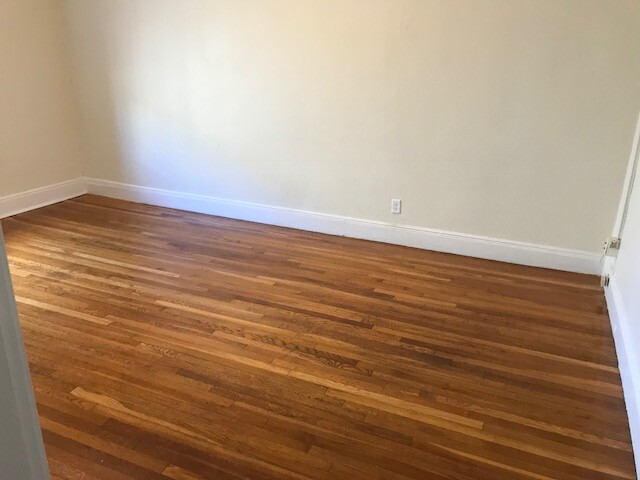 1810 Commonwealth Ave, Brighton