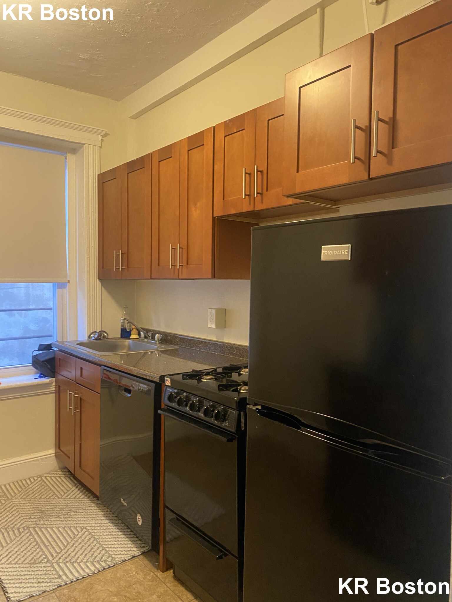 1810 Commonwealth Ave, Brighton