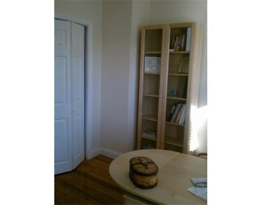 5 Lebanon Ter, Malden