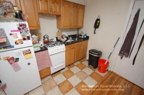 56 Queensberry St, Fenway