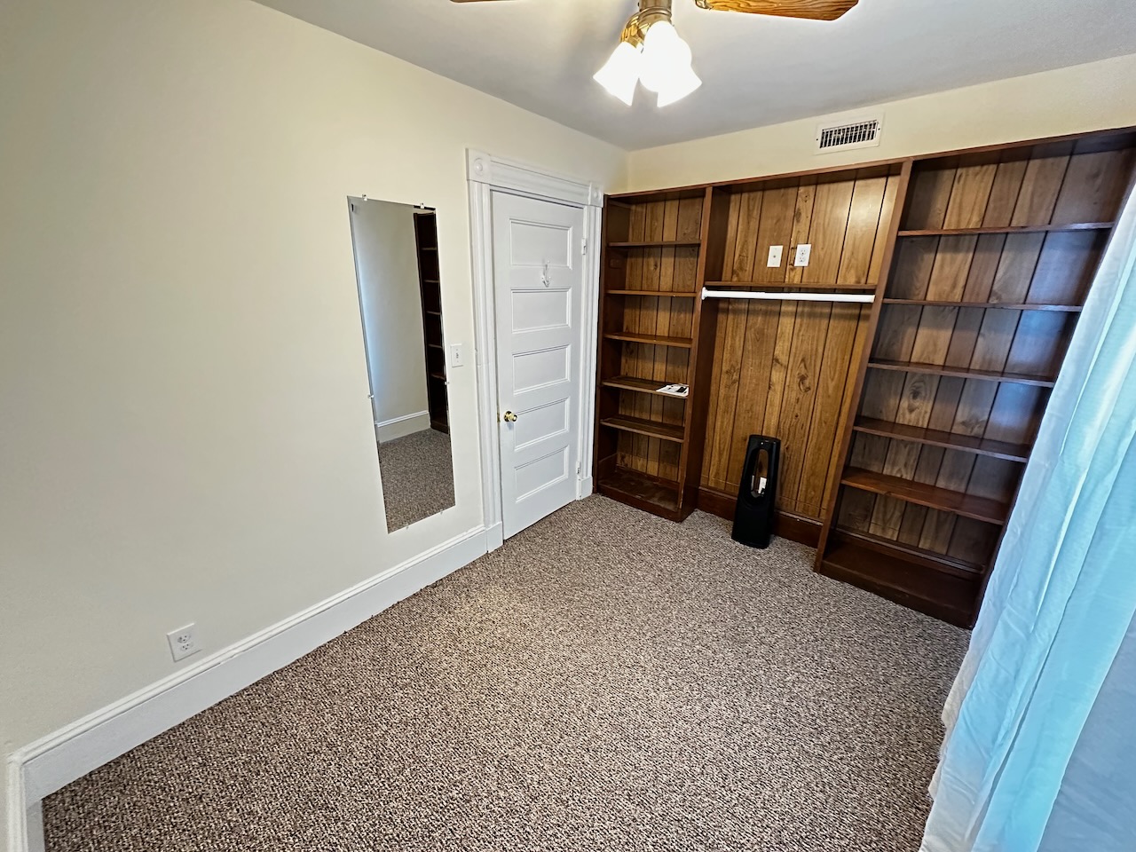 53 Hopedale St, Allston