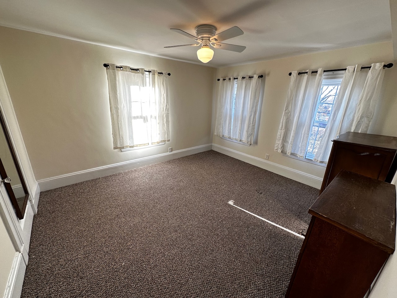 53 Hopedale St, Allston