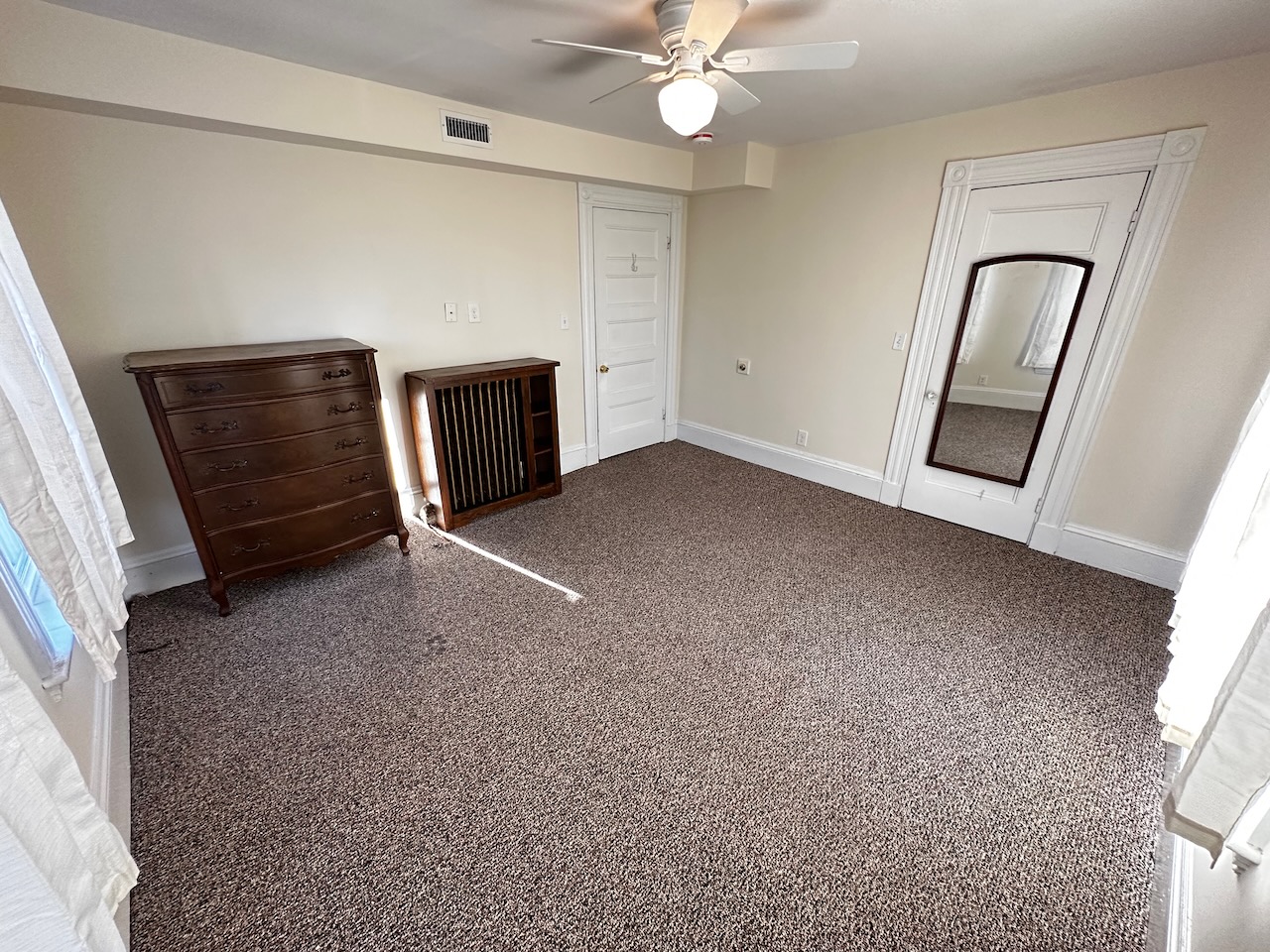 53 Hopedale St, Allston