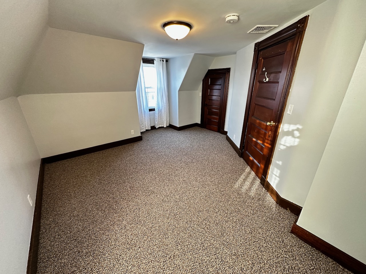 53 Hopedale St, Allston