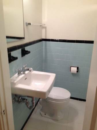 181 Winthrop Rd, Washington Square