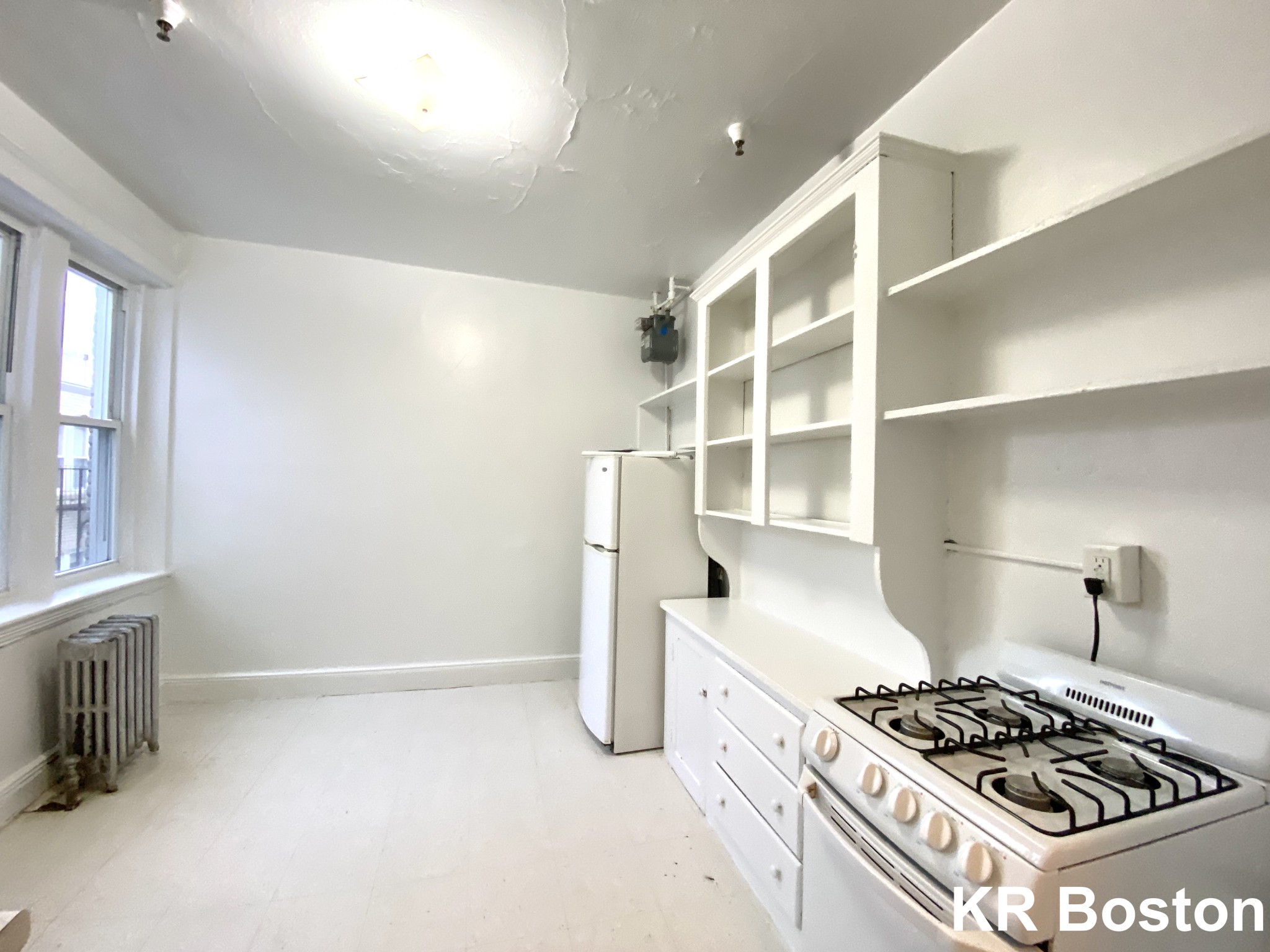 1810 Commonwealth Ave, Brighton