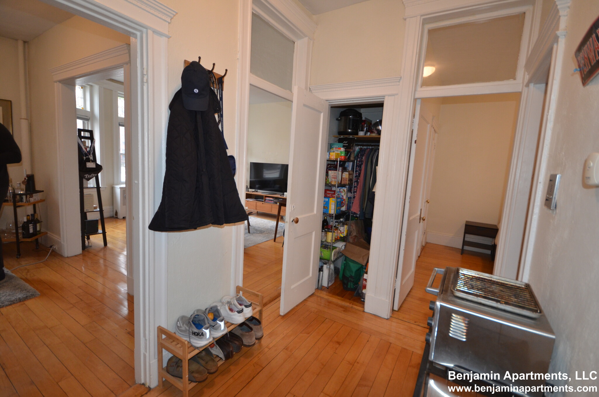 1822 Beacon St, Brookline