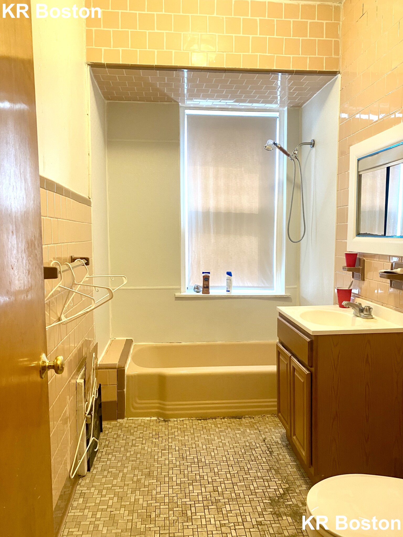 1822 Beacon St,, Coolidge Corner