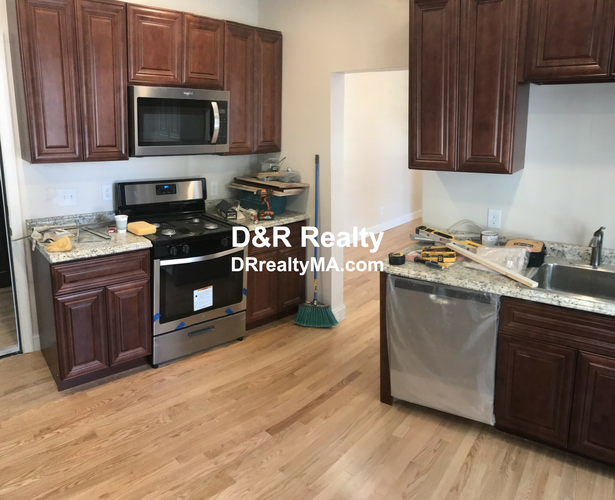 183 Columbia St, Cambridgeport