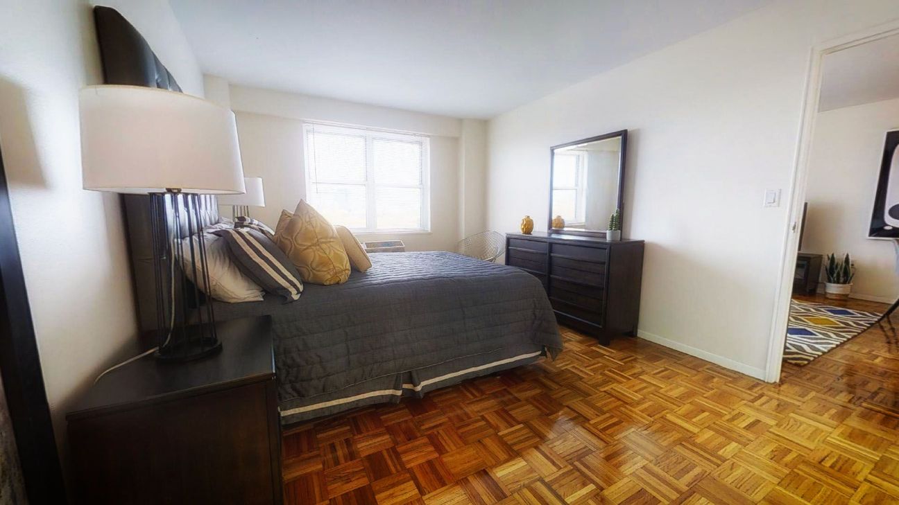 185 Freeman St, Coolidge Corner