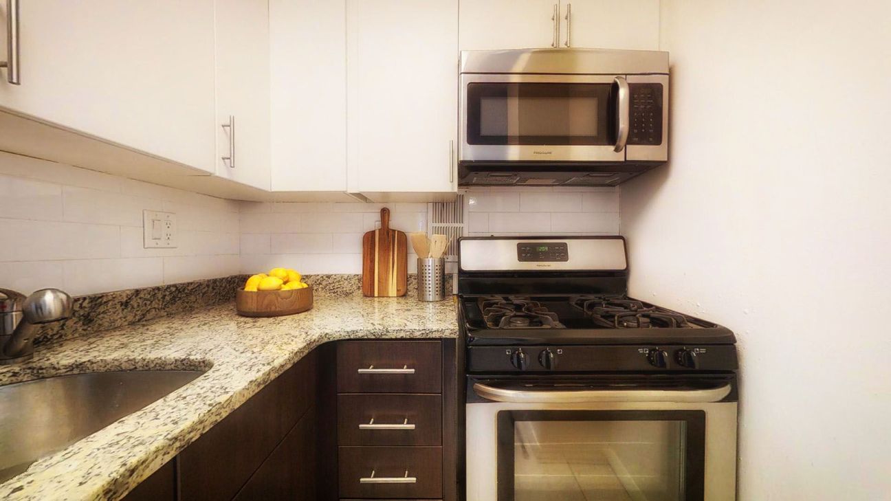 185 Freeman St, Coolidge Corner