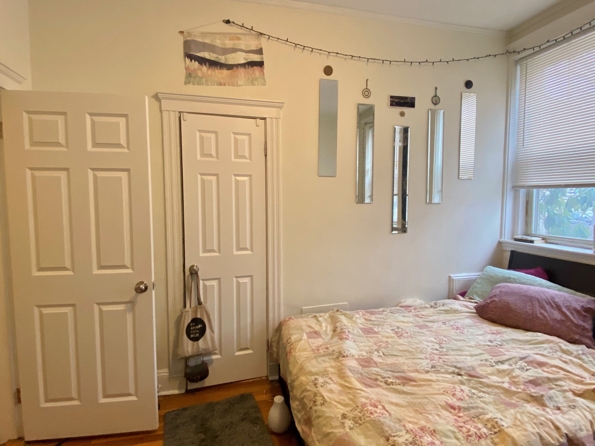 1850 Commonwealth, Brighton