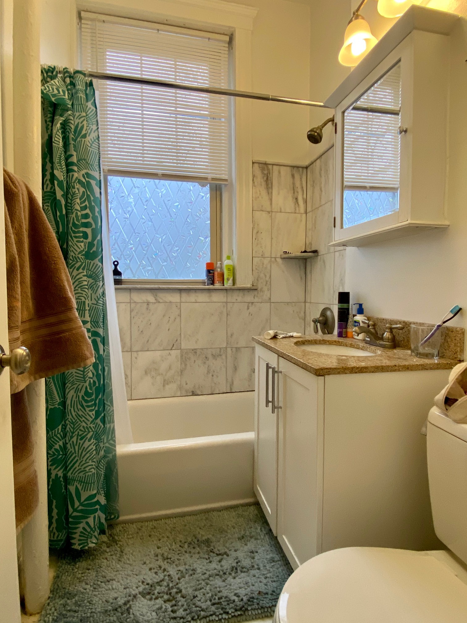 1850 Commonwealth, Brighton