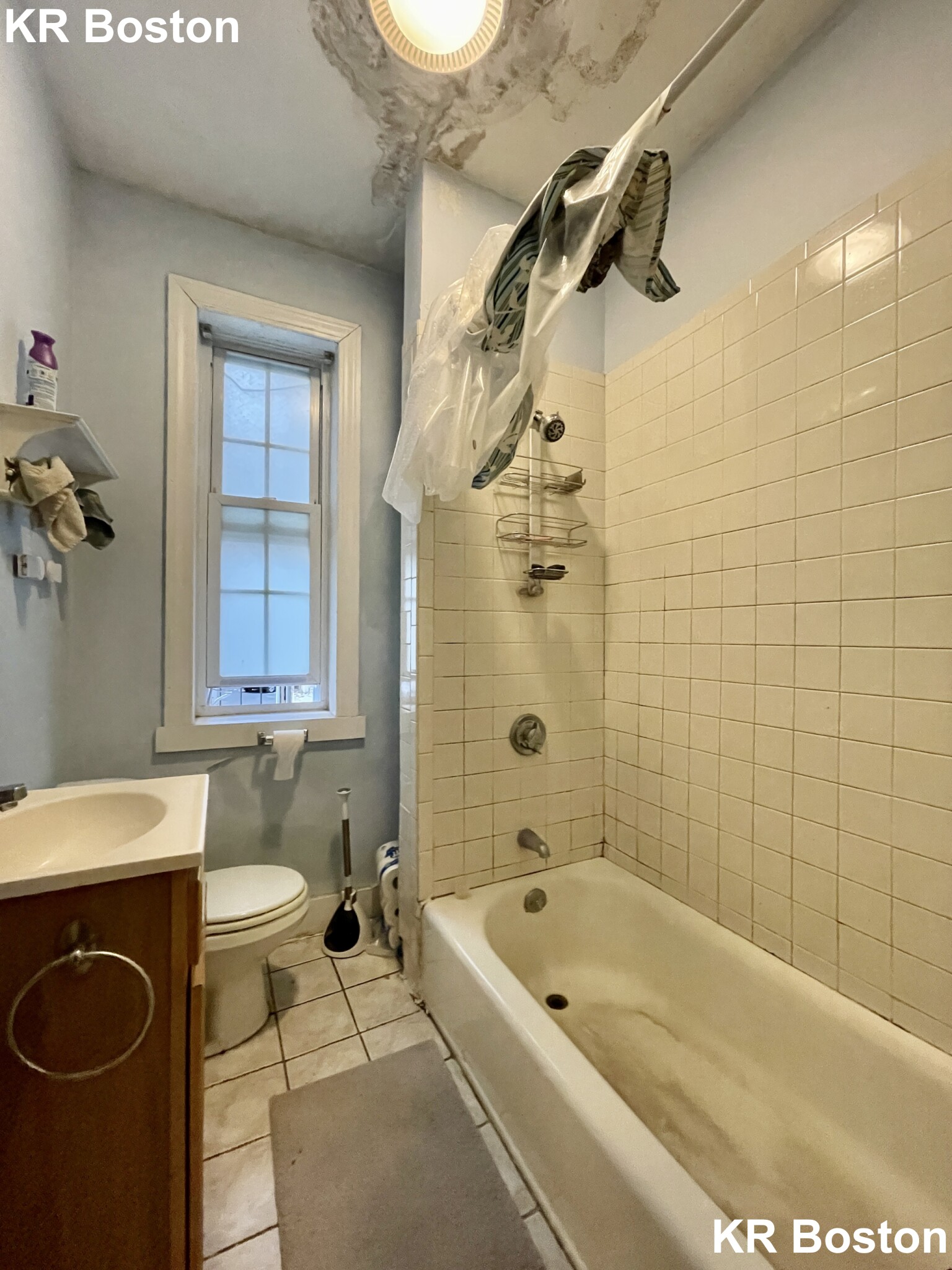 186 Naples Rd, Coolidge Corner