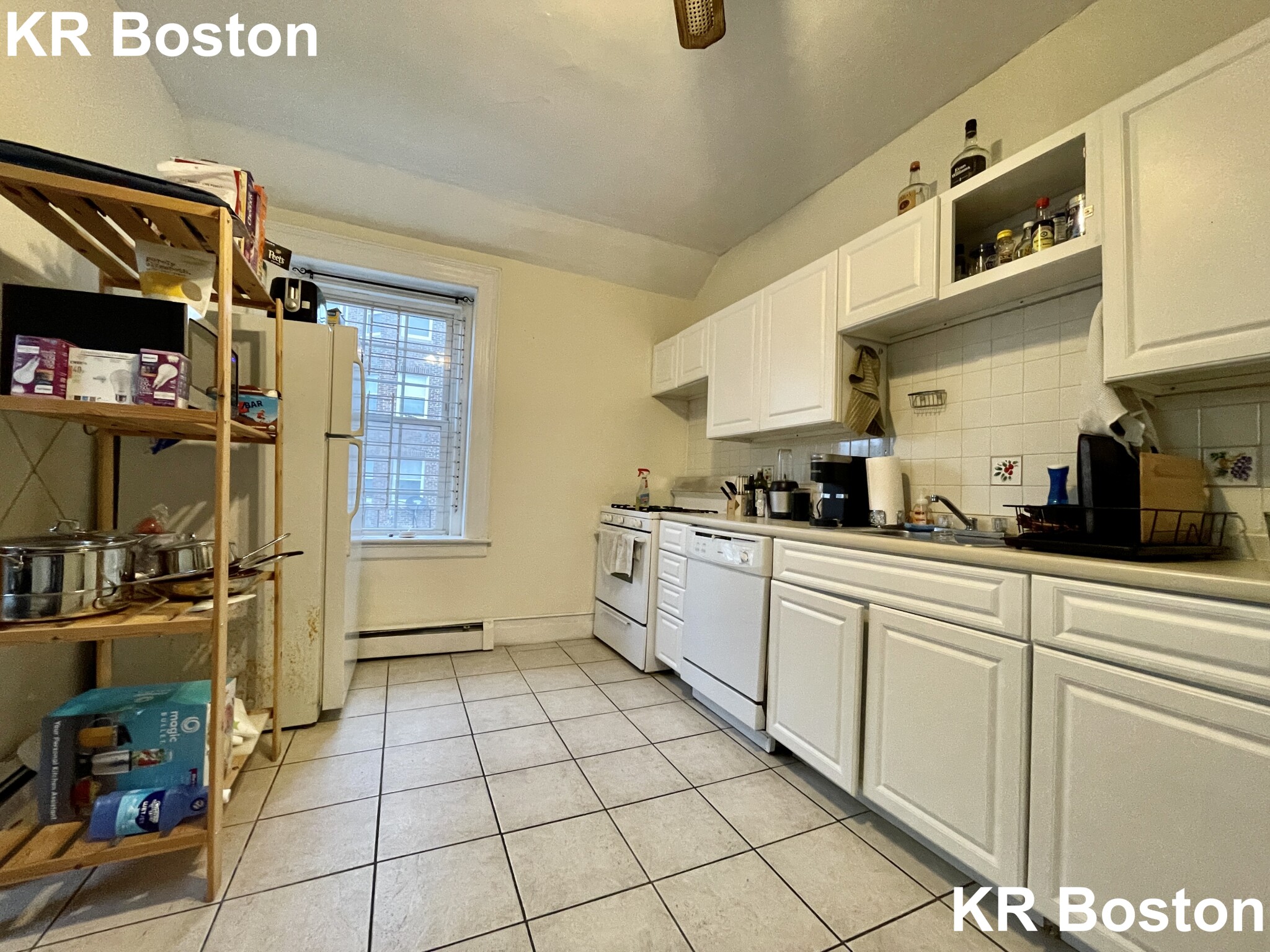 186 Naples Rd, Coolidge Corner