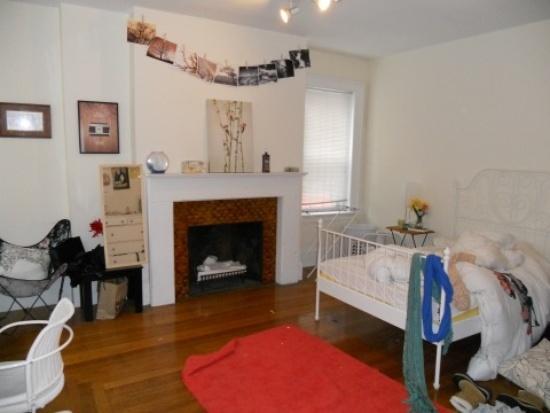 186 Naples Rd, Coolidge Corner