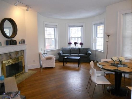 186 Naples Rd, Coolidge Corner