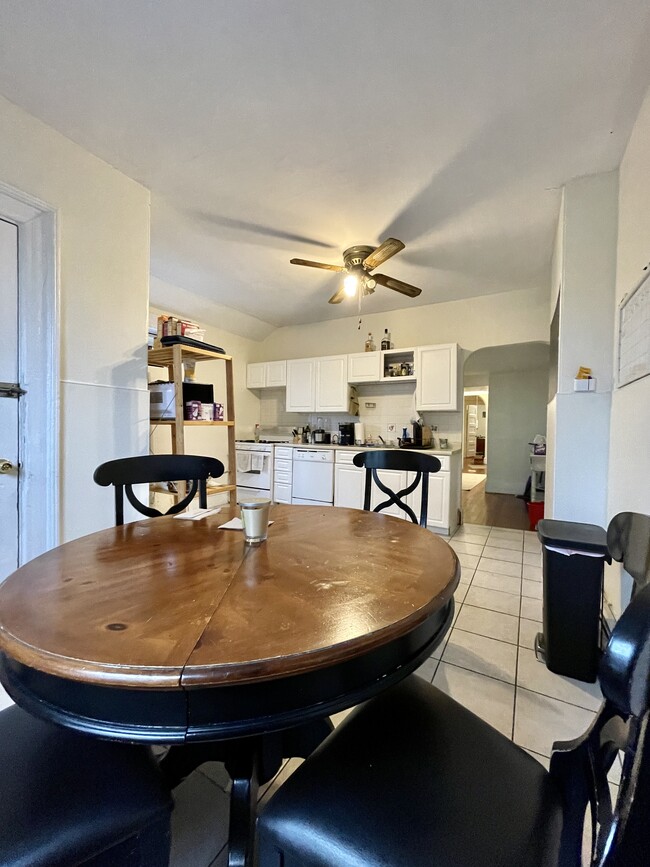 186 Naples Rd, Coolidge Corner