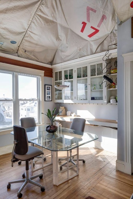 187 Winthrop Shore Dr, Winthrop