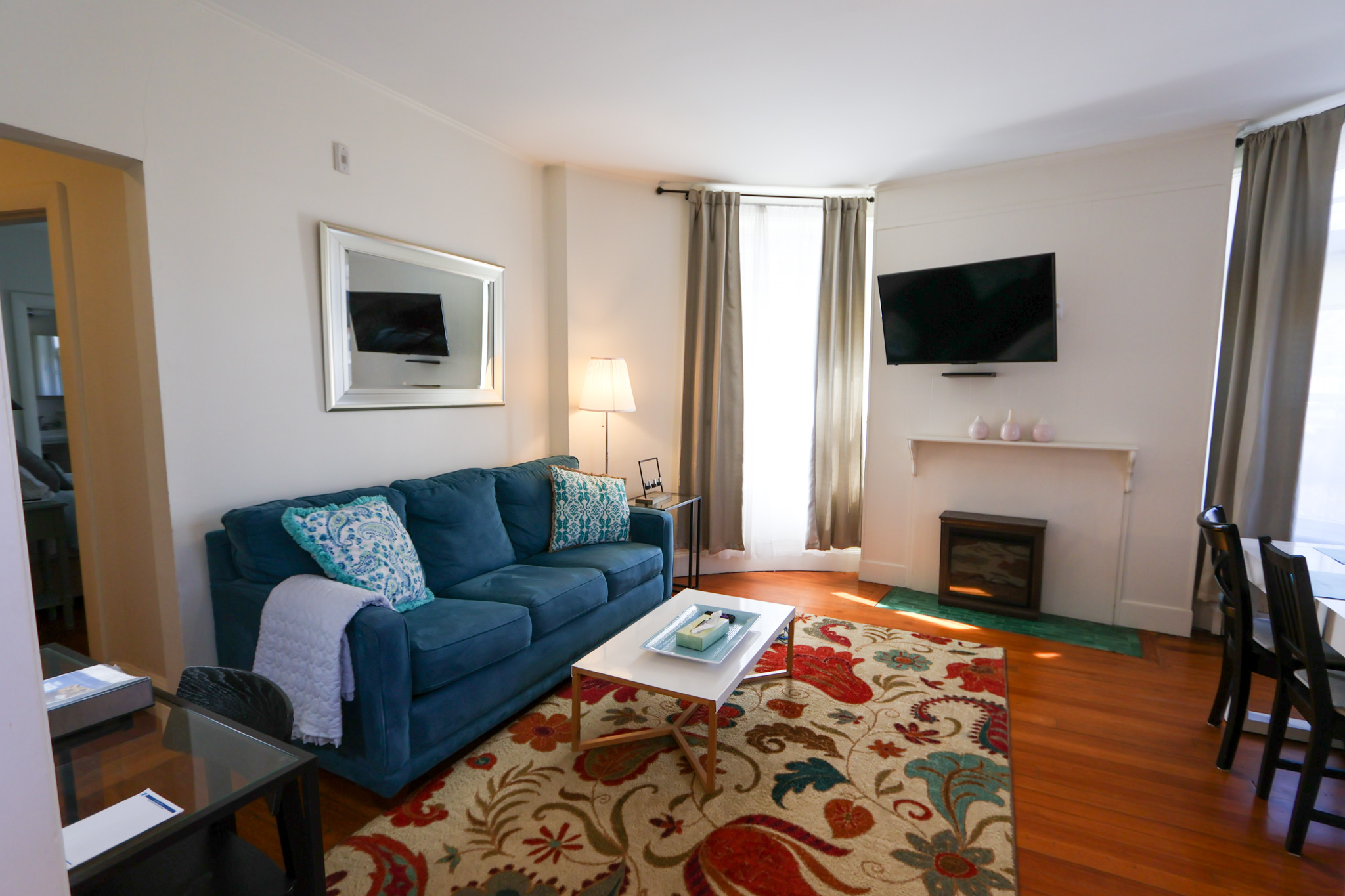 1871 Beacon St, Chestnut Hill