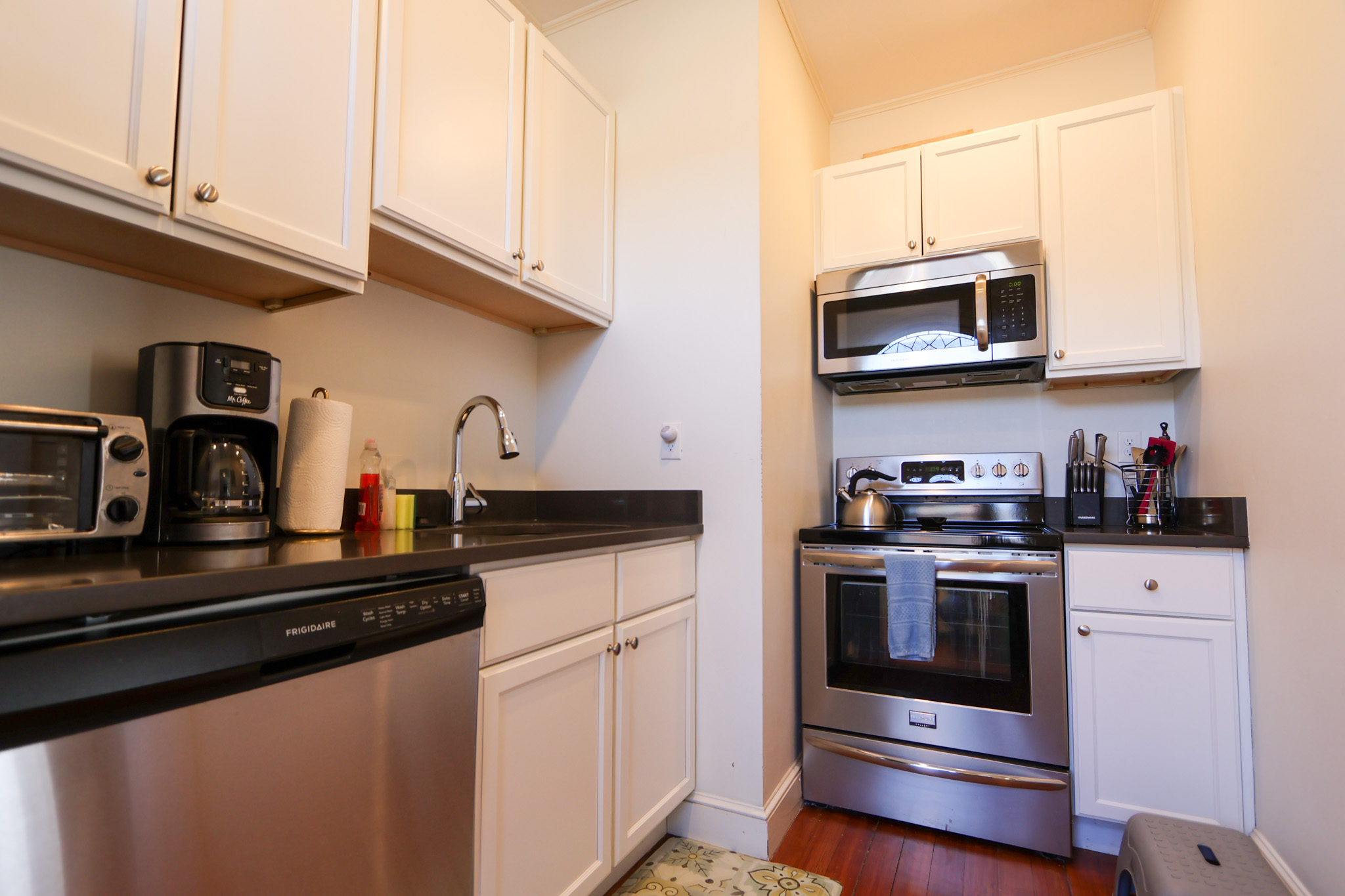 1871 Beacon St, Chestnut Hill