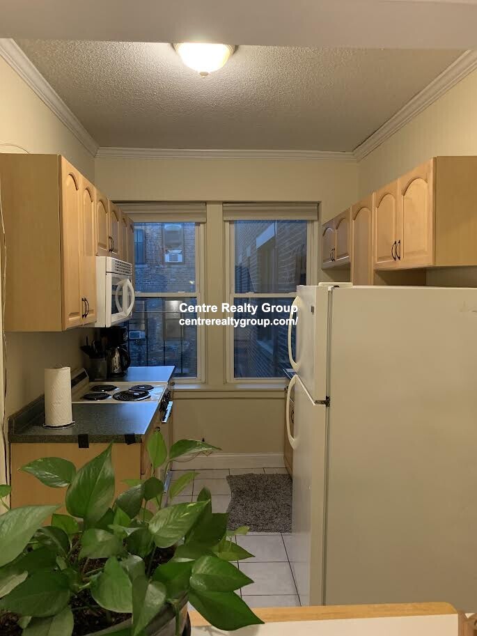 1880 Commonwealth Ave, Brighton