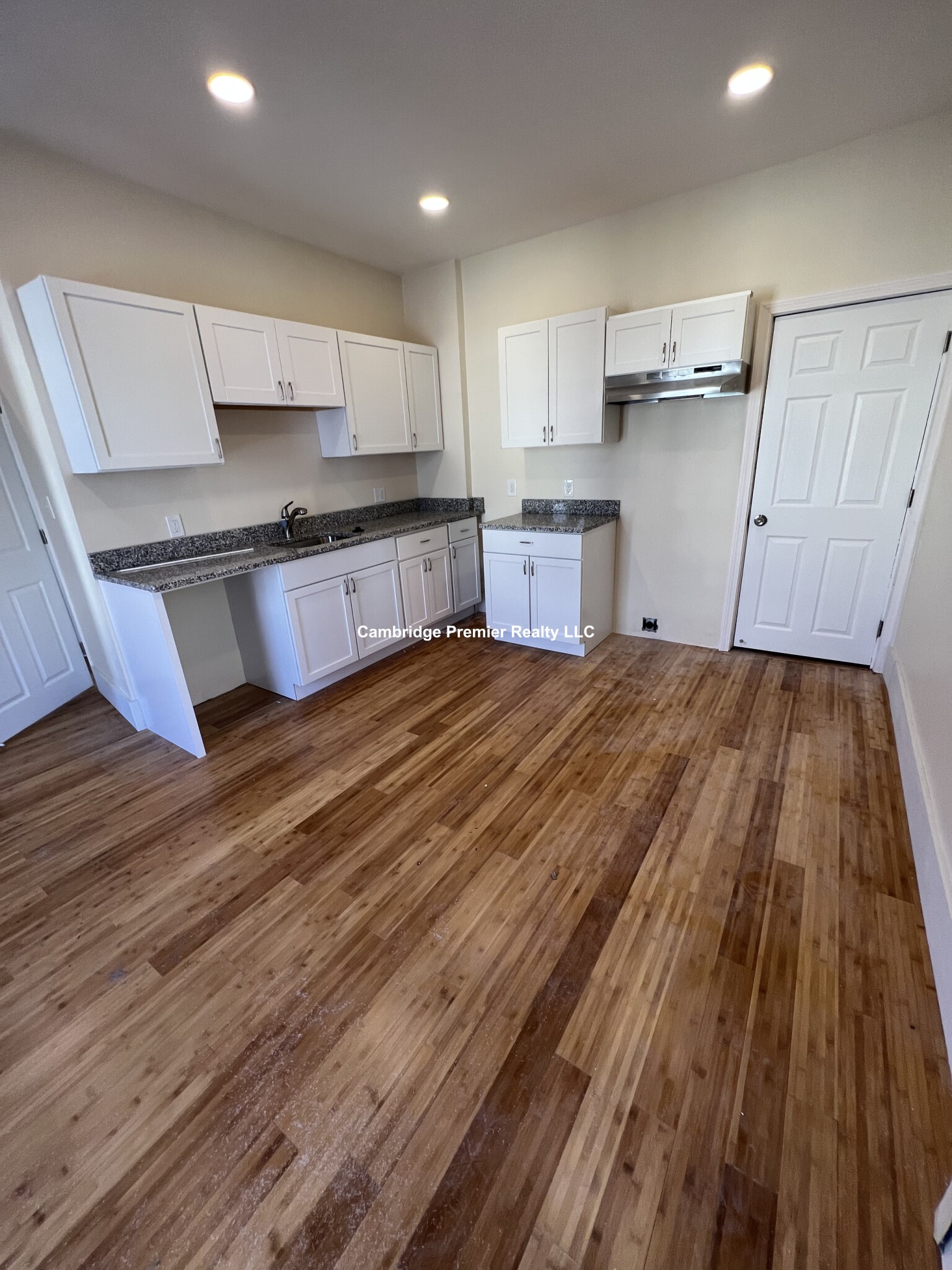 19 Cameron Ave, Teele Square