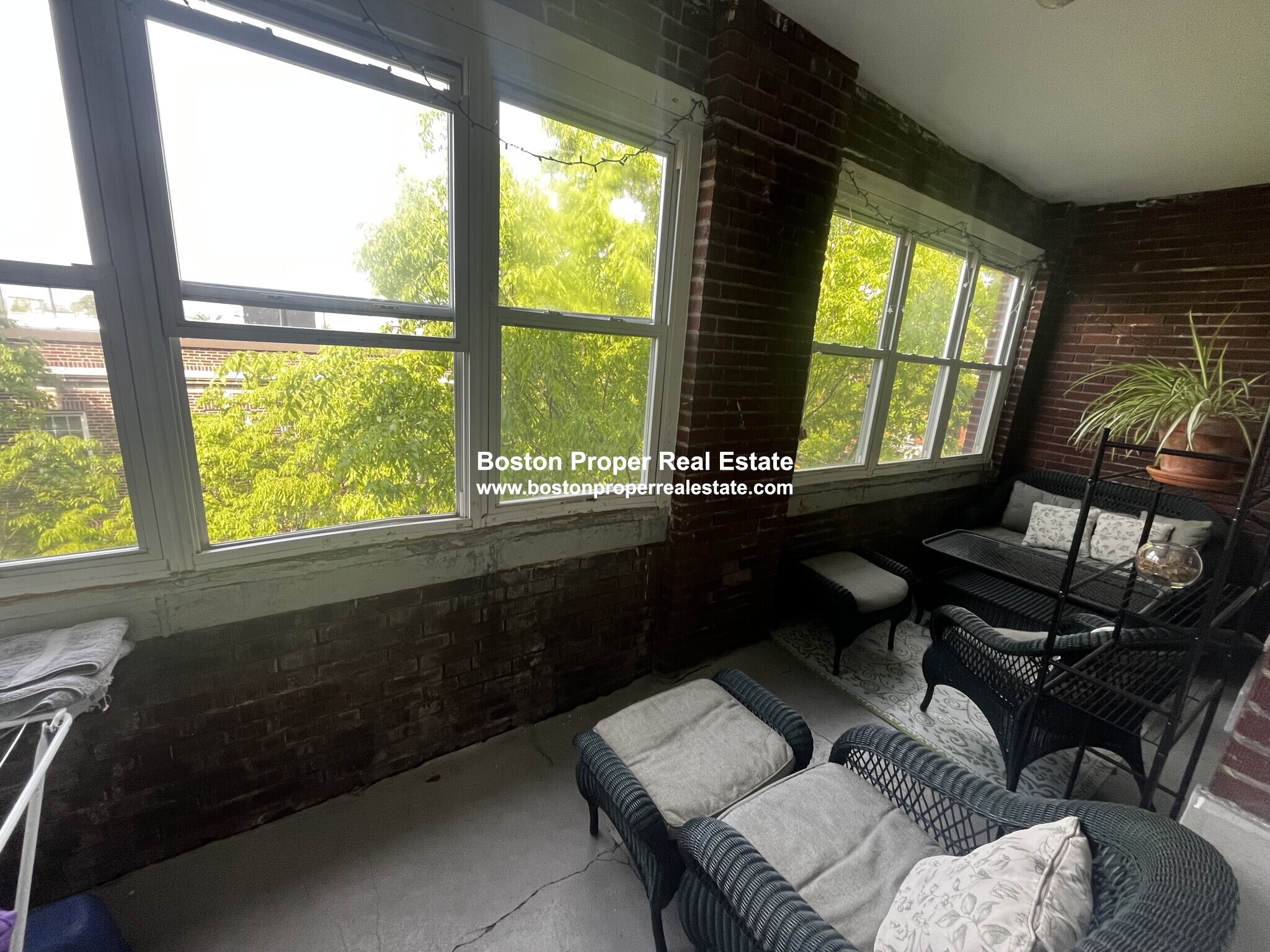 19 Melvin Ave, Brighton