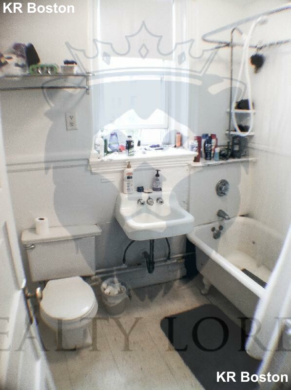 19 Mount Hood Rd, Brighton