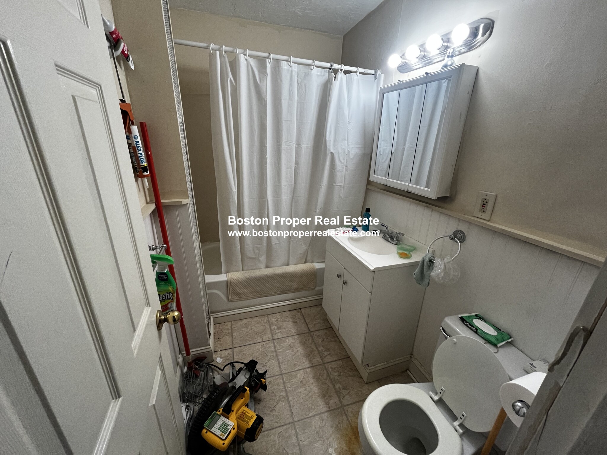 19 Peterborough St, Fenway