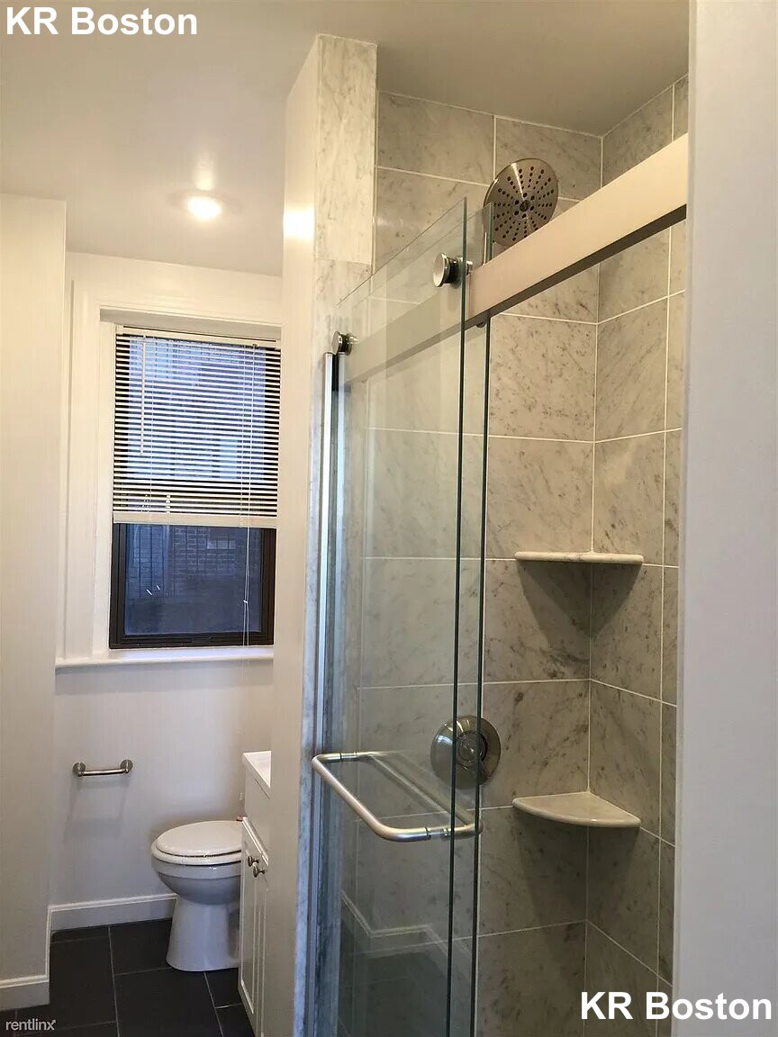 19 Peterborough St,, Fenway