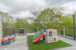 51 Winslow Rd, North Brookline