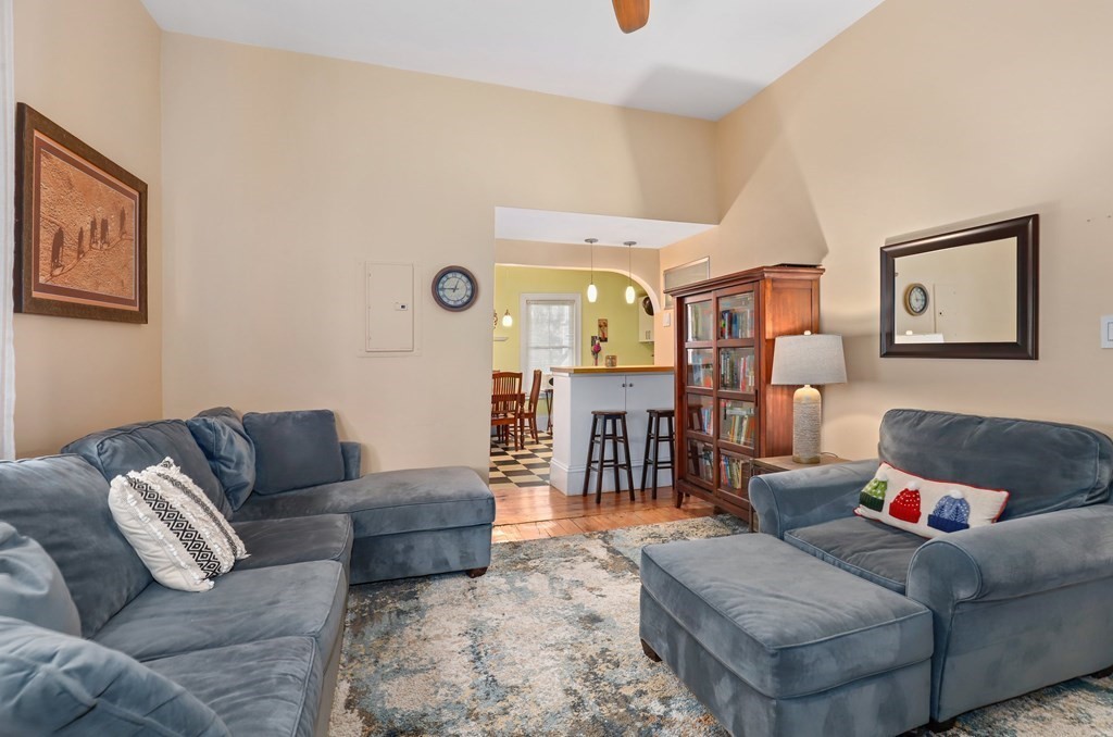 19 Fairmont Ave, Central Square