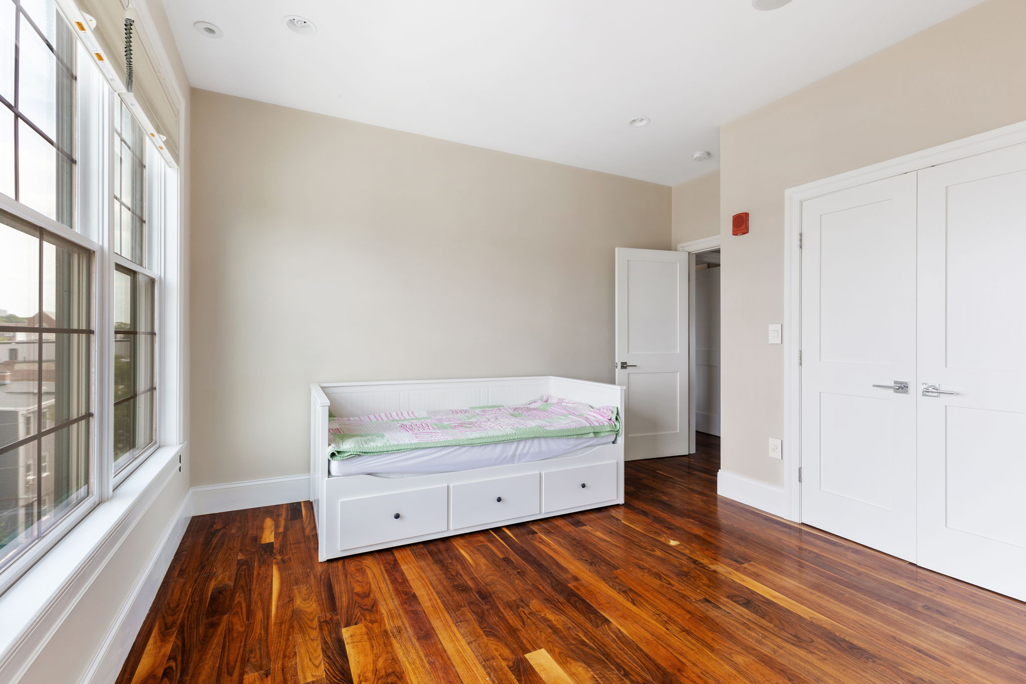 99 D St, South Boston