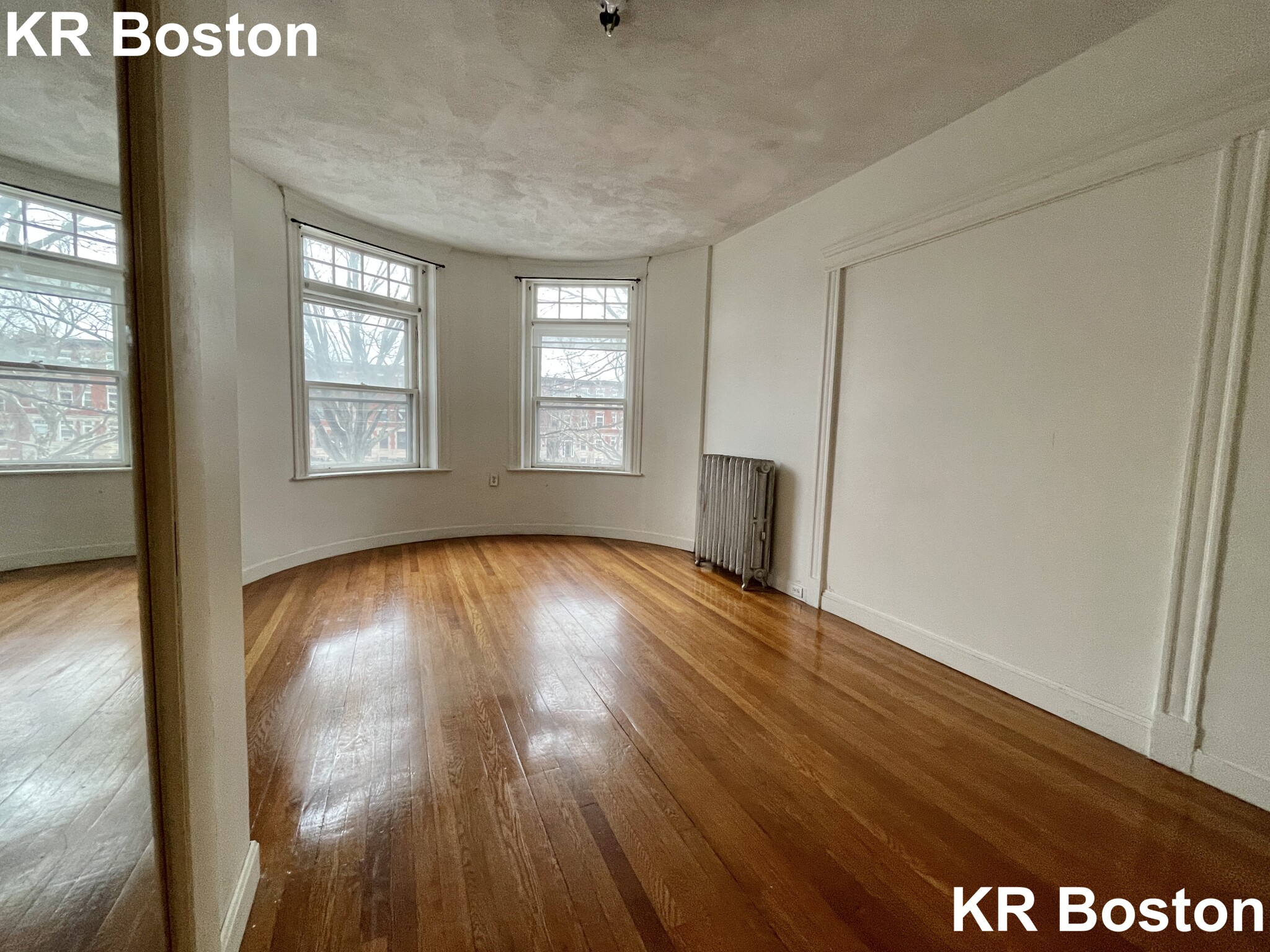 1908 Beacon St, Chestnut Hill