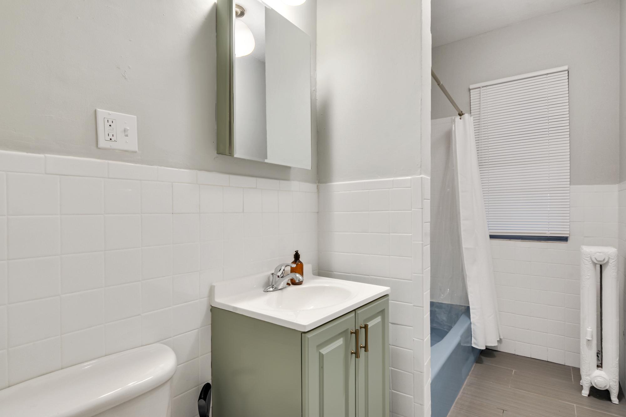 1905 Beacon St, Brighton