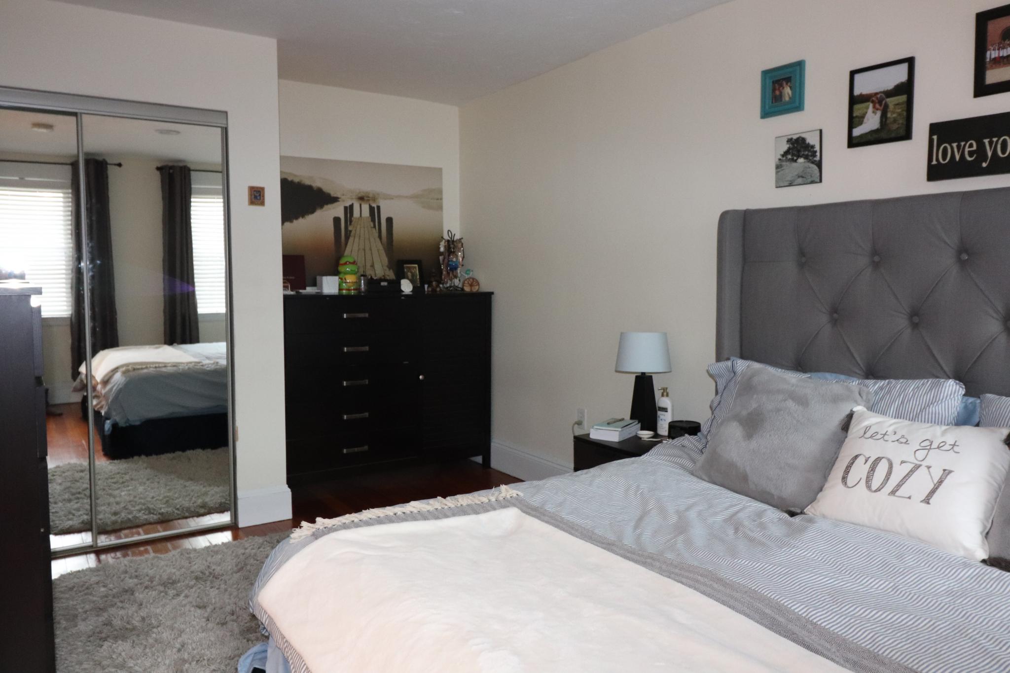 191 Winthrop Rd, Washington Square