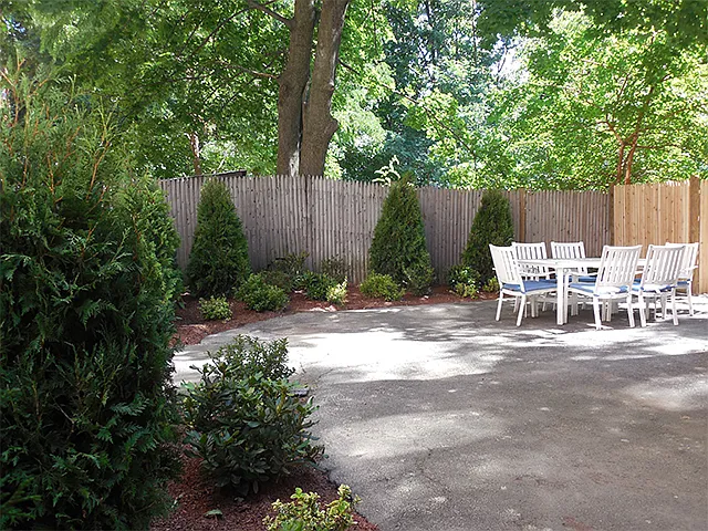 10 Smith Ave, East Somerville