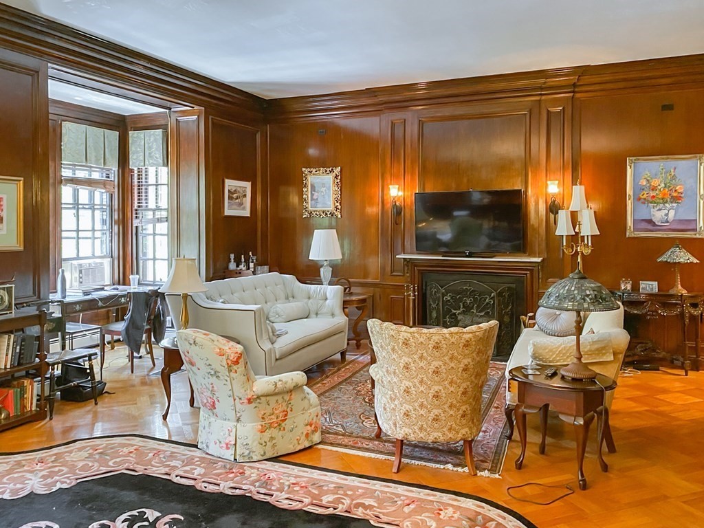 191 Marlborough St, Back Bay