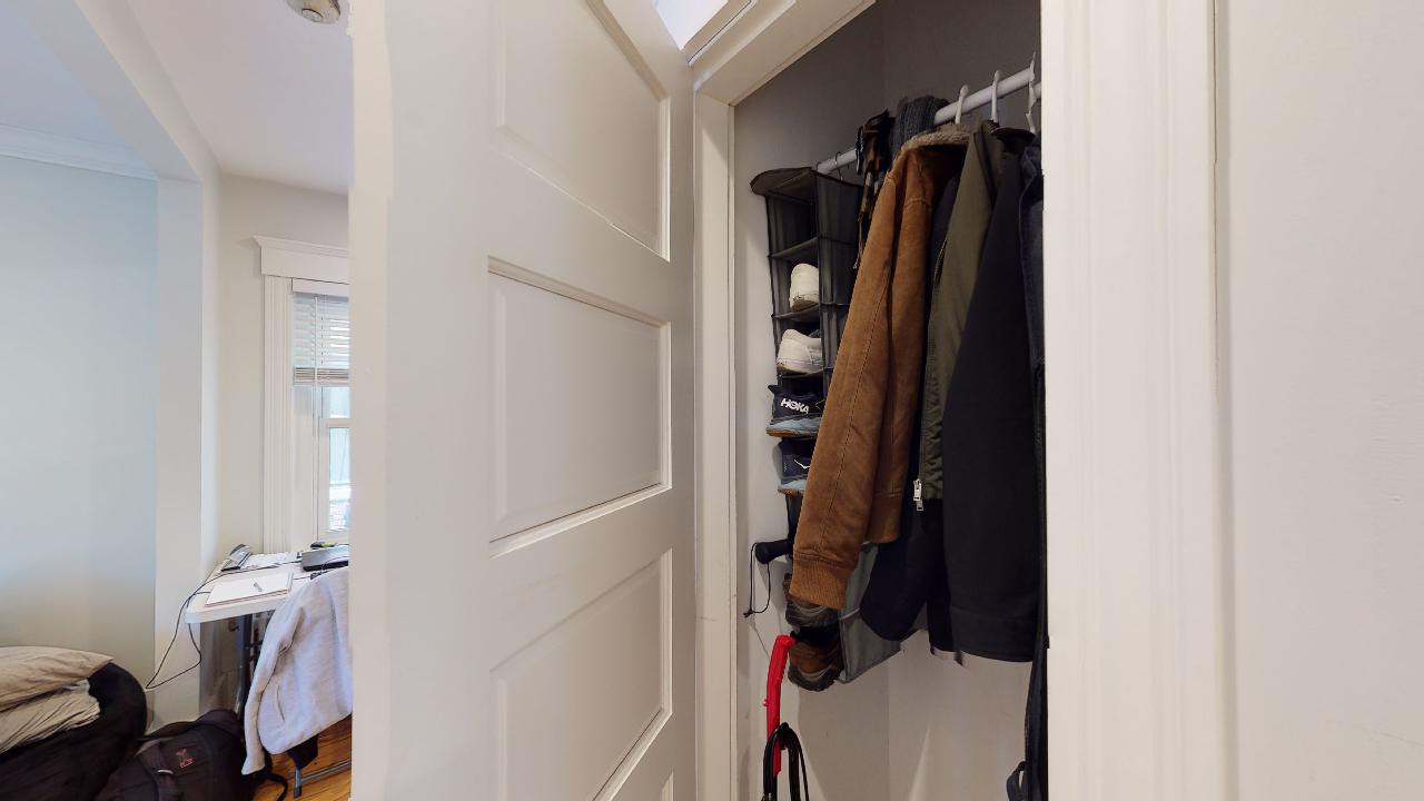 1925 Massachusetts Ave, Porter Square