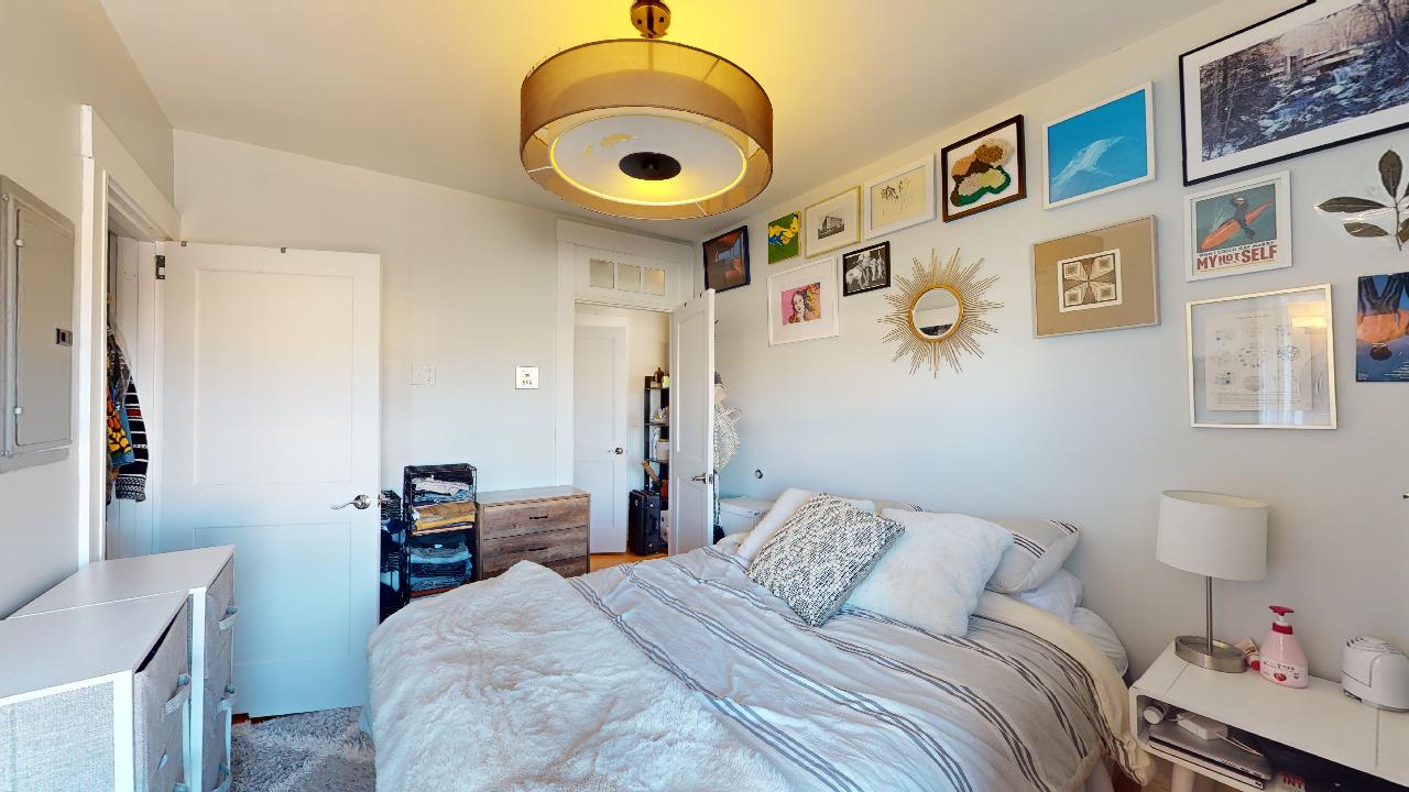 1925 Massachusetts Ave, Porter Square