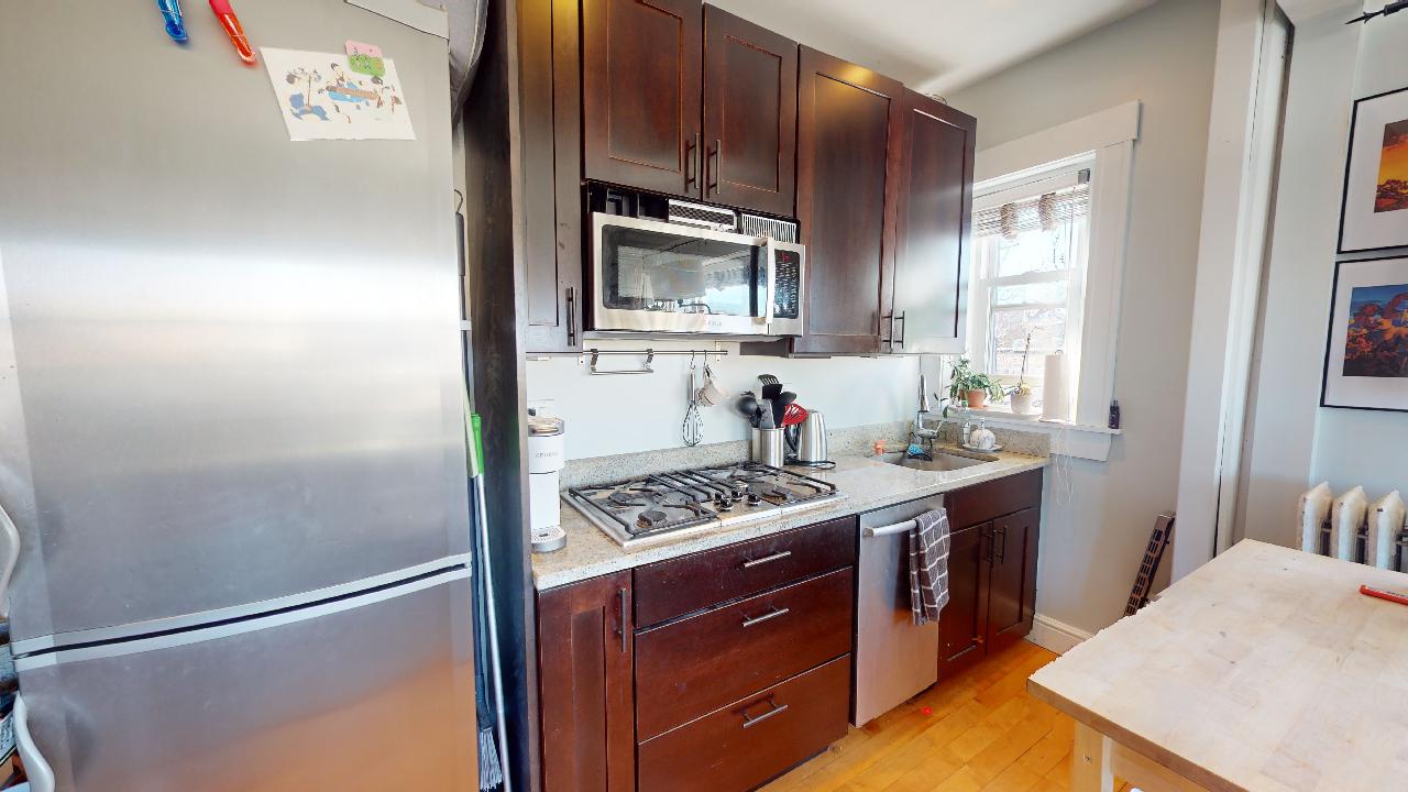 1925 Massachusetts Ave, Porter Square