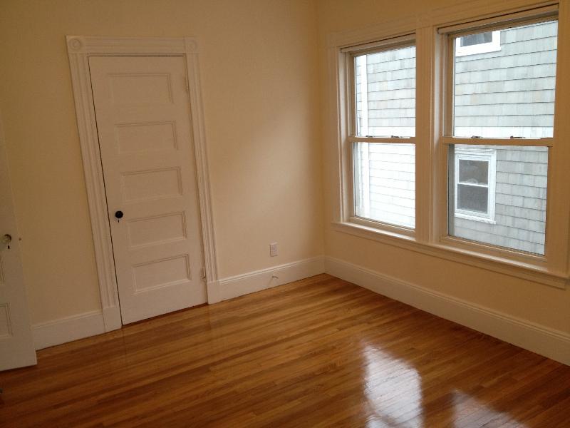 1 Woodstock Ave, Brighton