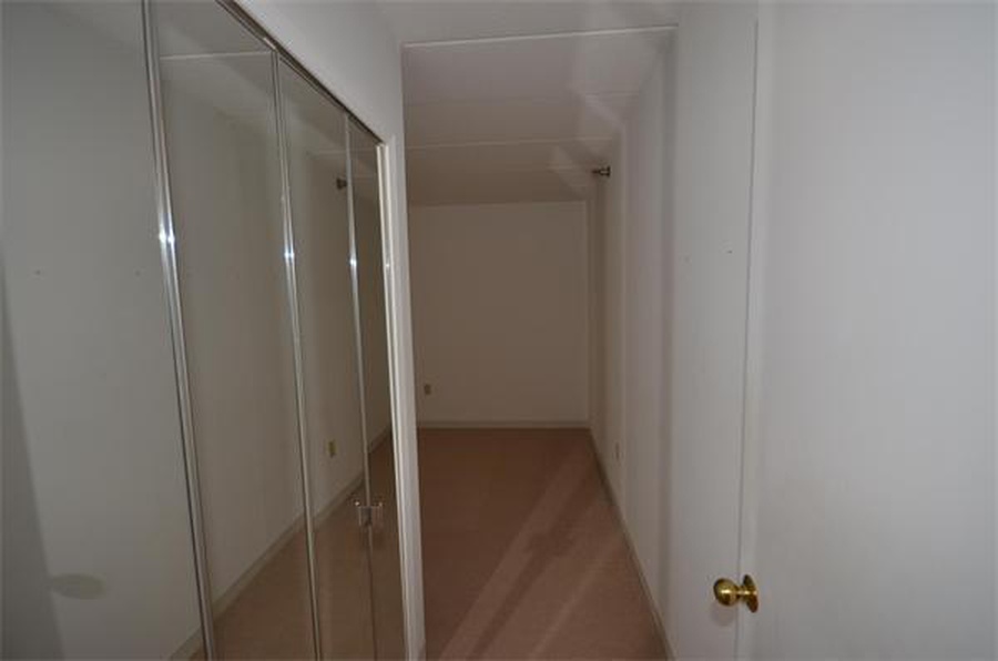 1933 Commonwealth Ave, Brighton