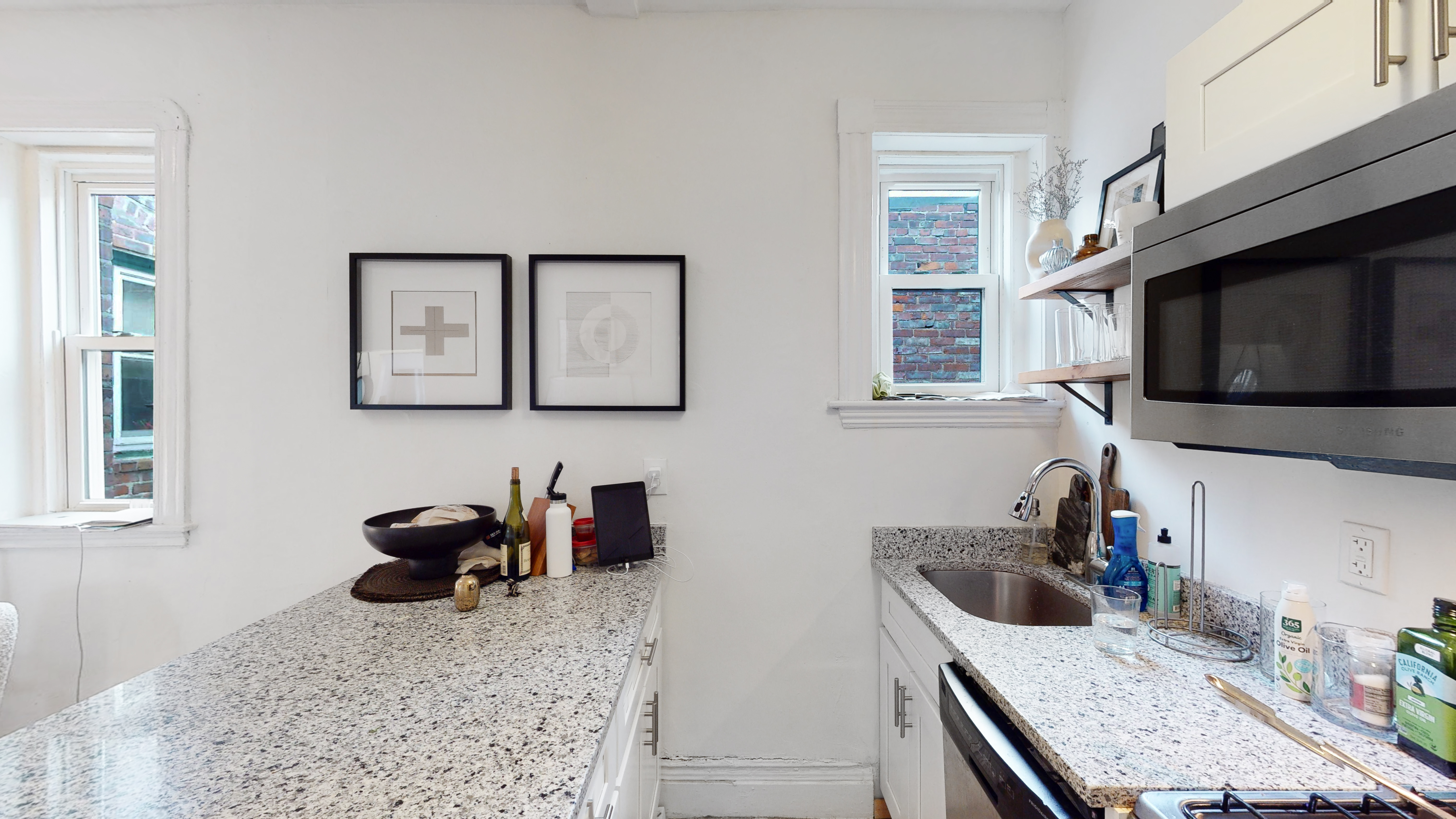 81 West Cedar St, Beacon Hill