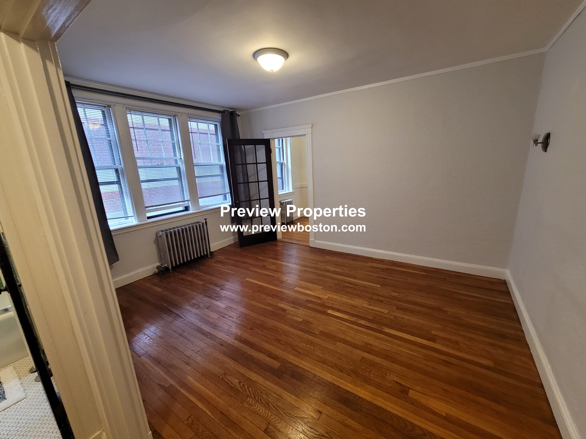 1945 Commonwealth Ave, Brighton