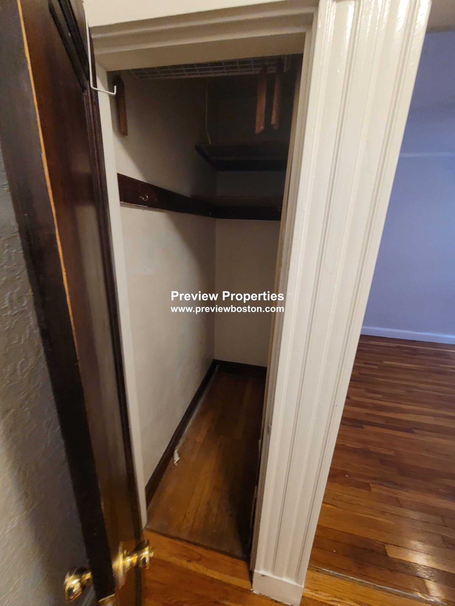 1945 Commonwealth Ave, Brighton