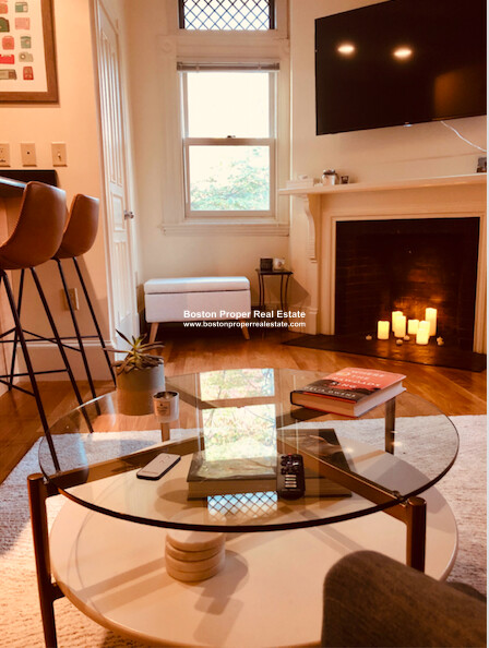 195 Commonwealth Ave, Back Bay