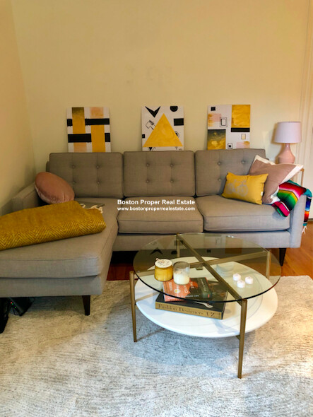 195 Commonwealth Ave, Back Bay