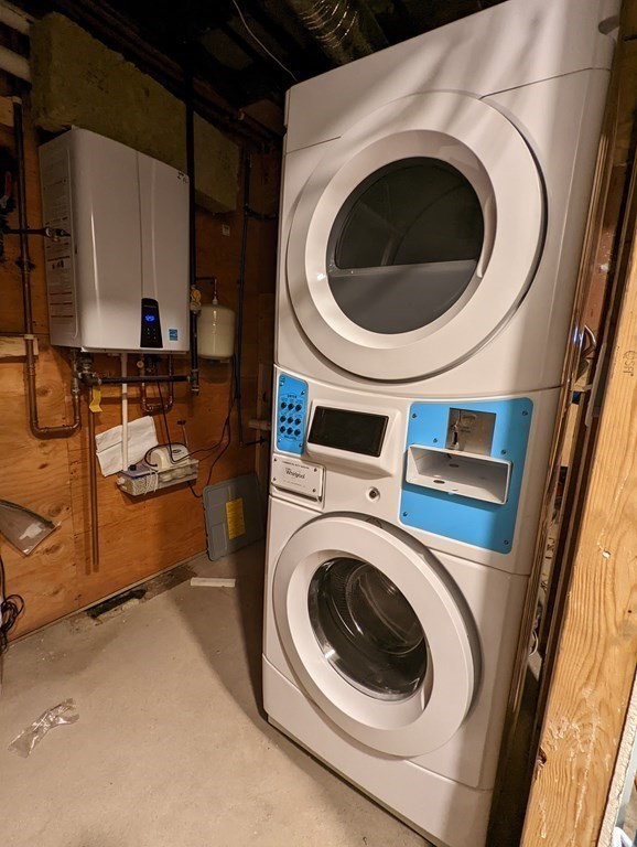 196 Falcon St, East Boston